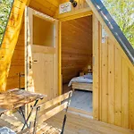 Pod Orehi - - Apartma & Glamping & Savna アパート