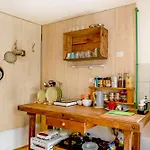 Pod Orehi - - Apartma & Glamping & Savna *