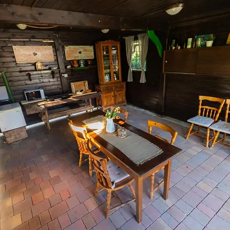Pod Orehi - - Apartma & Glamping & Savna Apartment *