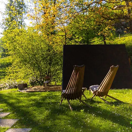 Pod Orehi - - Apartma & Glamping & Savna