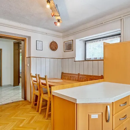 Pod Orehi - - Apartma & Glamping & Savna