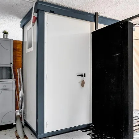 Pod Orehi - - Apartma & Glamping & Savna Bled