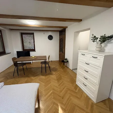 Pod Orehi - - Apartma & Glamping & Savna Appartamento *