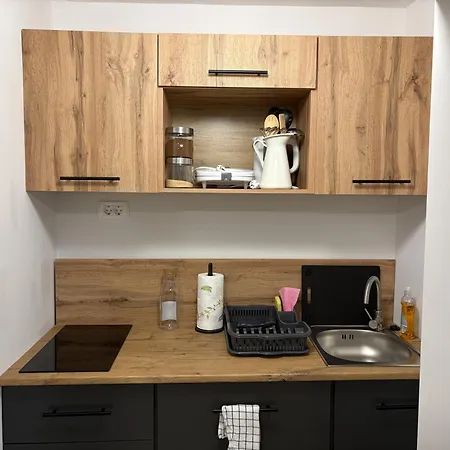 Pod Orehi - - Apartma & Glamping & Savna