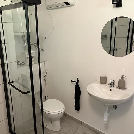 Appartement Pod Orehi - - Apartma & Glamping & Savna *