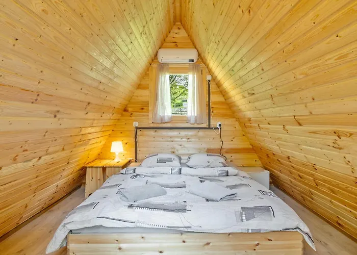 Pod Orehi - - Apartma & Glamping & Savna * 布莱德