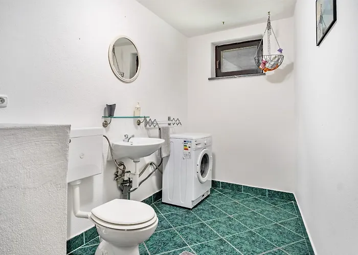 Apartamento Pod Orehi - - Apartma & Glamping & Savna