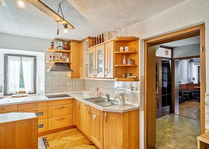 Pod Orehi - - Apartma & Glamping & Savna *